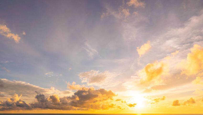 Beautiful sky sunset 2024 12 05 14 43 41 utc