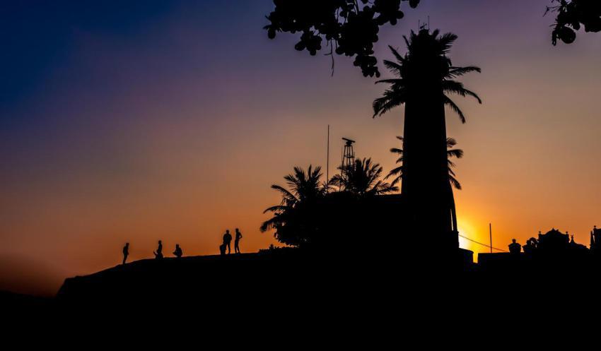 Beautiful burning sky sunset in galle fort silhoue 2024 10 13 03 34 16 utc