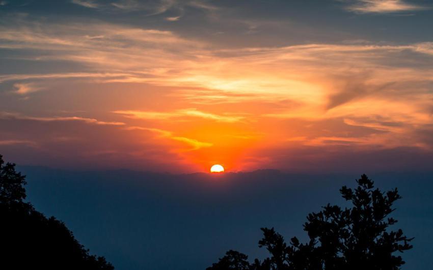 Beautiful sunset 2023 11 27 04 50 23 utc