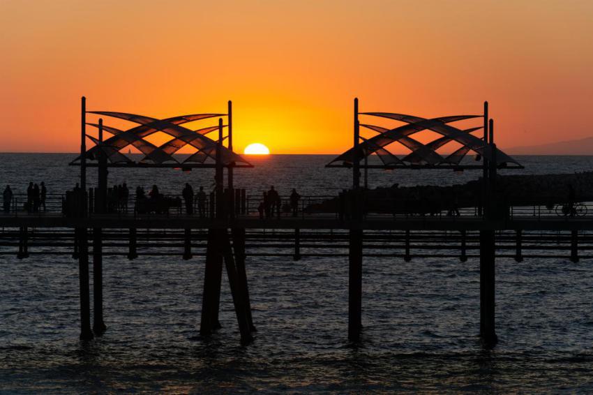 Vibrant sunset at the pier in redondo beach ca u 2024 06 18 01 14 33 utc