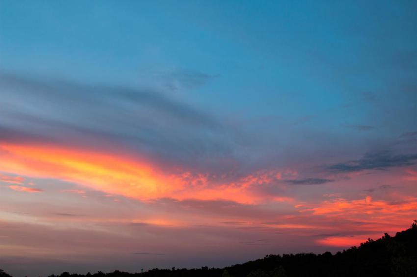 Colorful dramatic sky with cloud at sunset 2024 03 13 23 32 44 utc
