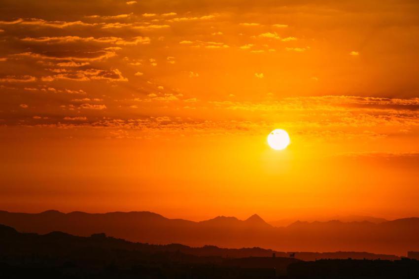 Sunset sunrise over dark mountain silhouette yell 2023 11 27 05 24 44 utc