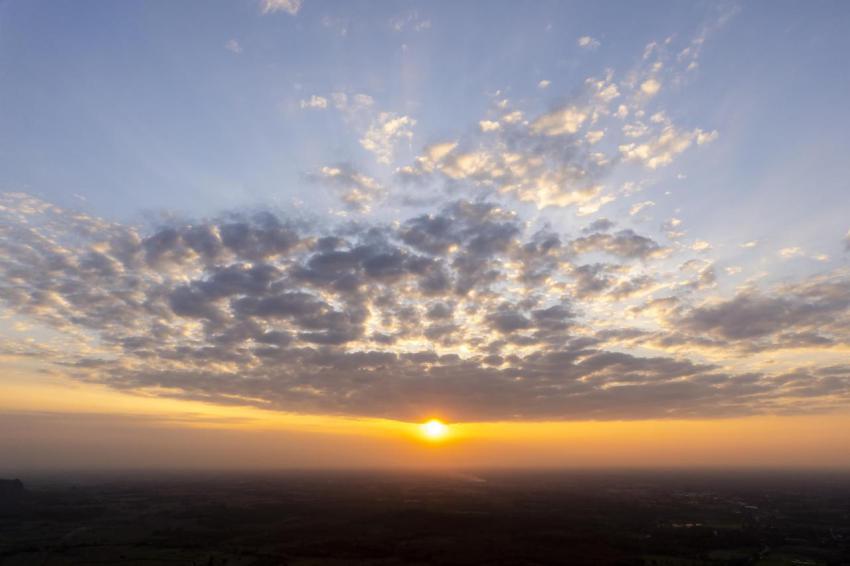 Colorful dramatic sky with cloud at sunset beautif 2023 11 27 05 20 55 utc