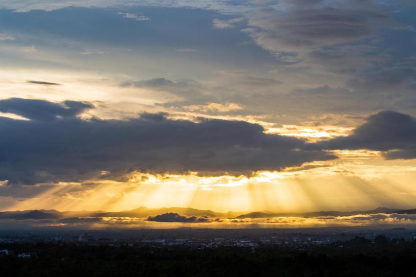 Colorful dramatic sky with cloud at sunset 2023 11 27 05 28 23 utc
