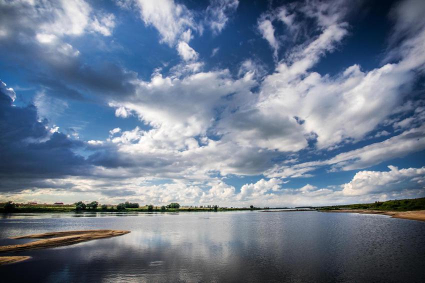 On the banks of the vistula river 2024 07 22 15 28 43 utc