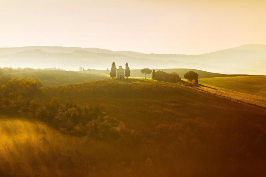 Sunset at madonna di vitaleta in beautiful country 2023 11 27 05 06 25 utc