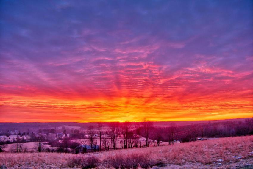 Beautiful scenery of the sunrise in the countrysid 2023 11 27 05 14 25 utc jpeg