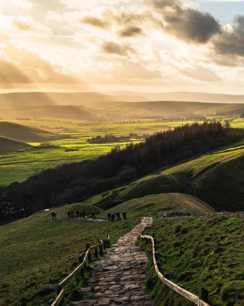 Sunrise over mam tor in the peak district national 2023 11 27 05 30 47 utc